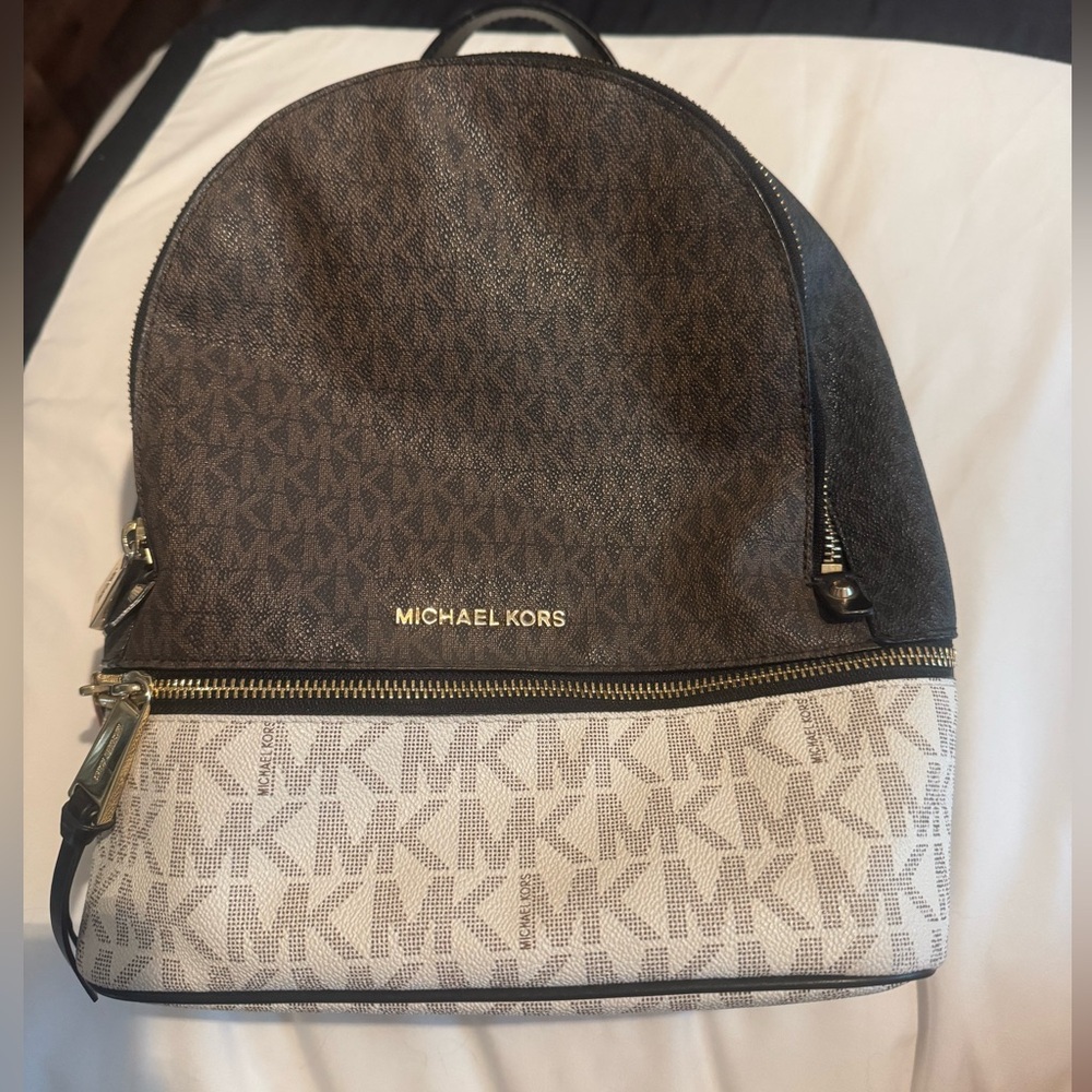 Micheal Kors Mini Bag
